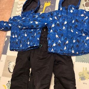 Set of 2 boys ski jackets and 2 ski pants — selling all together, 4 items total
